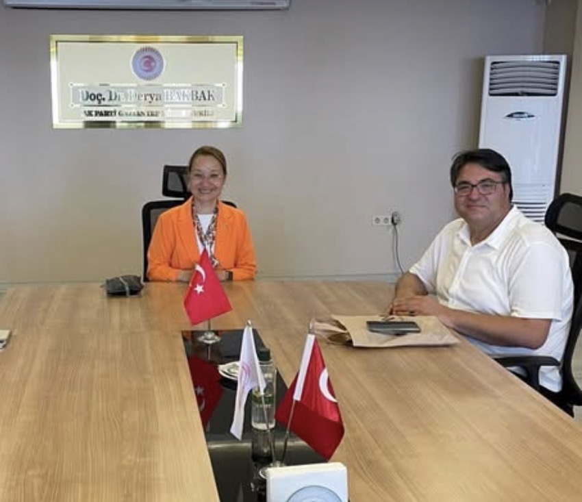 Ökkeş Toy, Milletvekili Derya Bakbak ile Avrupa’daki Gazianteplileri Görüştü